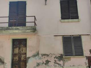 Casa indipendente in in vendita da privato a confienza via roma, 39