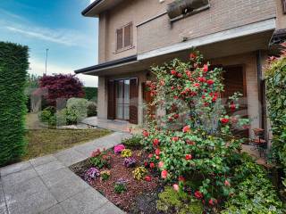 Villa a schiera in vendita a cabiate via montelungo, 48