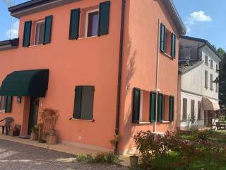 Casa indipendente in in affitto da privato a san possidonio via giacomo matteotti, 401