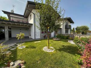Villa in vendita a palmanova località san marco, 99