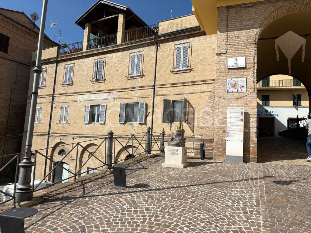 immagine annuncio 1 di 9