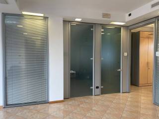 Ufficio in in affitto da privato a roncade via dary, 18