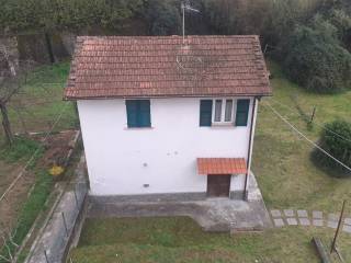 Casa indipendente in vendita a la spezia 