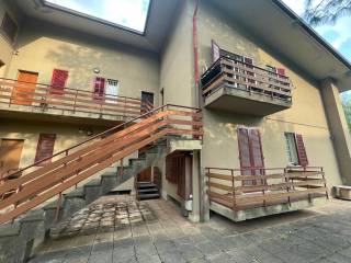 Appartamento in vendita a colle brianza via lecco, 1a