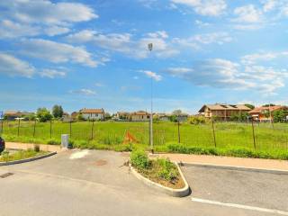 Terreno residenziale in vendita a brandizzo via francesco salerno snc, n. snc