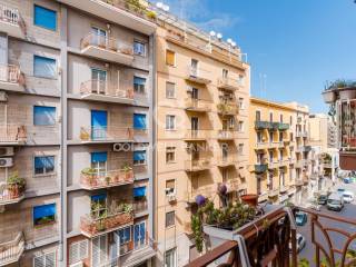 Appartamento in vendita a bari via francesco crispi, 36