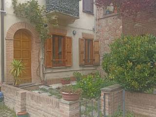 Appartamento in vendita a montefortino località montazzolino