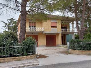 Villa in vendita a treia 