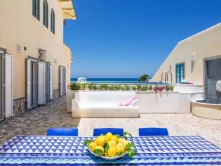 Casa indipendente in vendita a capo d'orlando via trazzera marina 424