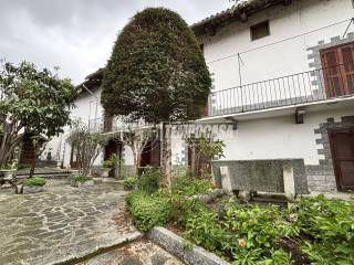 Casa indipendente in vendita a dorzano via fratelli volpe