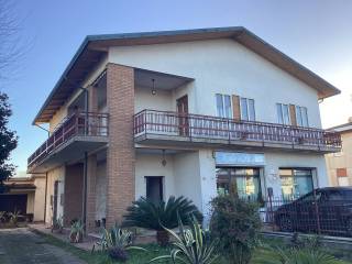 Appartamento in vendita a porto tolle via giacomo matteotti, 36