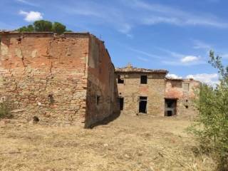 Colonica in vendita ad arezzo via san fabiano