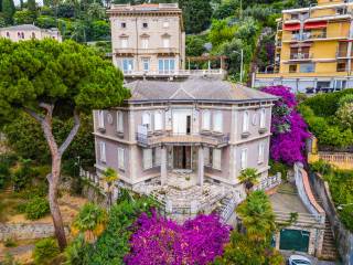 Villa in vendita ad alassio via delle mimose
