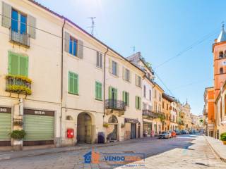 Appartamento in vendita a vercelli corso libertà, 216
