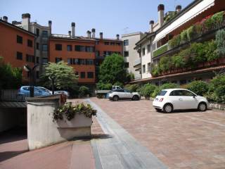 Garage in vendita a bergamo via san giorgio, 6