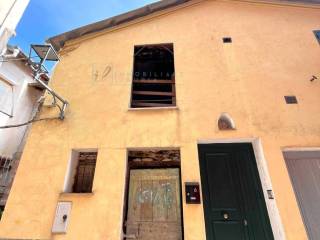 Rustico in vendita a caravonica via roma