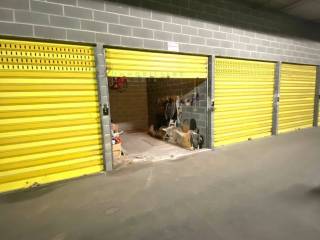Garage in vendita ad albenga regione bagnoli