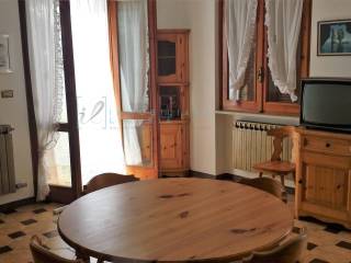 Casa indipendente in vendita a borghetto d'arroscia borghetto d'arroscia