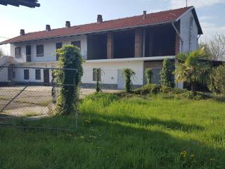 Casale in vendita a cigliano via moncrivello, 22