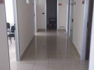 Ufficio in affitto a san nicola la strada 