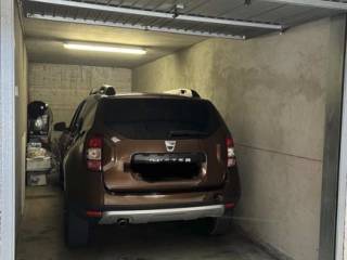 Garage in vendita a carate brianza via galeazzo viganò