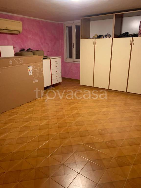 casa indipendente in vendita a Gavello in zona Magnolina