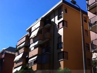 Appartamento all'asta a busto arsizio via giuseppe castiglioni, 7