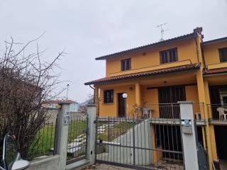Villa a schiera in vendita a ceva via al campo sportivo