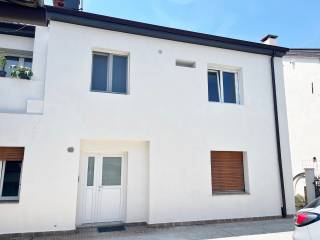 Appartamento in vendita a staranzano via savoia, 7