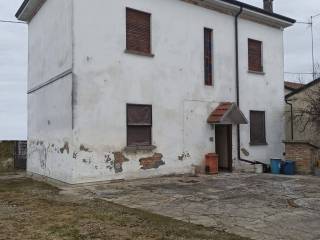 Villa in vendita a bagnacavallo traversa delle sabbione