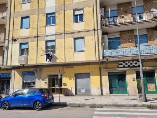Negozio in affitto ad avellino via dei due principati