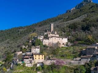 Casa indipendente in vendita a ferentillo via della terra