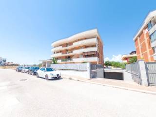 Appartamento in vendita a manfredonia via amerigo vespucci, 7