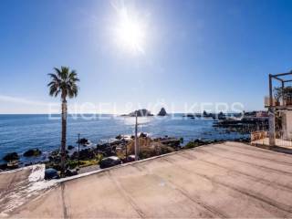 Villa in vendita ad aci castello via lachea, 9