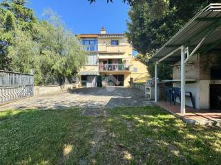 Appartamento in vendita a capraia e limite via g. palandri, 157