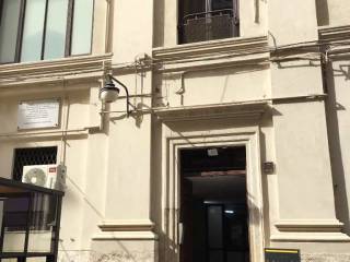 Ufficio in affitto a napoli piazzetta matilde serao, 7