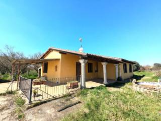 Villa in vendita a fabrica di roma 