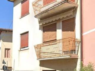 Casa indipendente in vendita a montecchio maggiore via monte di pietà, 4