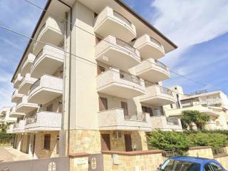 Appartamento in vendita a taranto via suri, 3