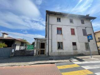 Villa bifamiliare in vendita a pasian di prato via angoria, 42