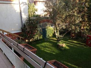 Appartamento in vendita ad aci castello via trombetta, 50