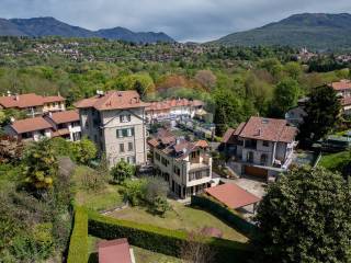 Villa in vendita a besozzo via binda, 19