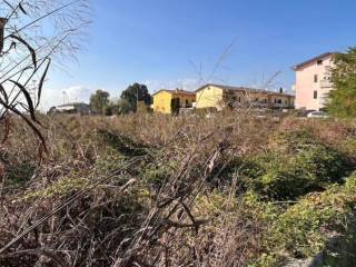 Terreno agricolo all'asta a cavenago d'adda via p. griffini, 3