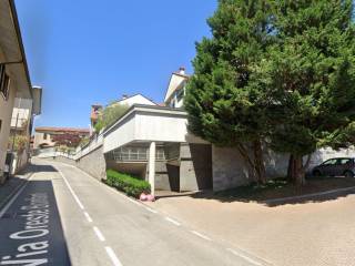 Garage in vendita a merate via oreste bonfanti, 15