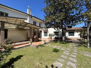 Villa in vendita a mirabella eclano piazza a. delia