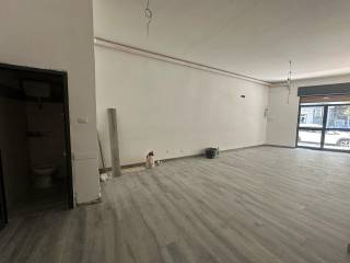 Negozio in affitto a marano di napoli corso mediterraneo