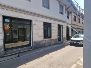 Ufficio in affitto a lentate sul seveso via roma