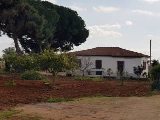 Villa in in vendita da privato a vittoria strada per cicchitto