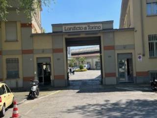 Magazzino in in affitto da privato a torino piazzale croce rossa italiana, 220