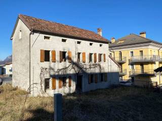 Villa in vendita a ponte nelle alpi frazione col di cugnan s.n.c.